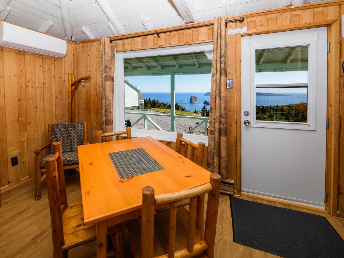 Au Pic De L'Aurore Motel-Chalets Percé Exterior foto