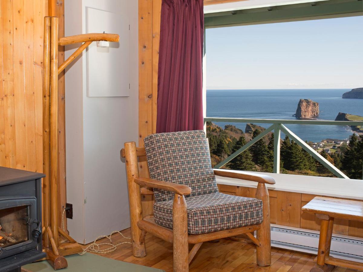 Au Pic De L'Aurore Motel-Chalets Percé Zimmer foto